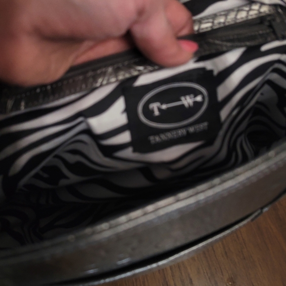 Tannery west large bag good condition pewter color - Picture 2 of 6